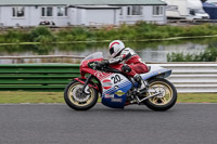 Vintage-motorcycle-club;eventdigitalimages;mallory-park;mallory-park-trackday-photographs;no-limits-trackdays;peter-wileman-photography;trackday-digital-images;trackday-photos;vmcc-festival-1000-bikes-photographs